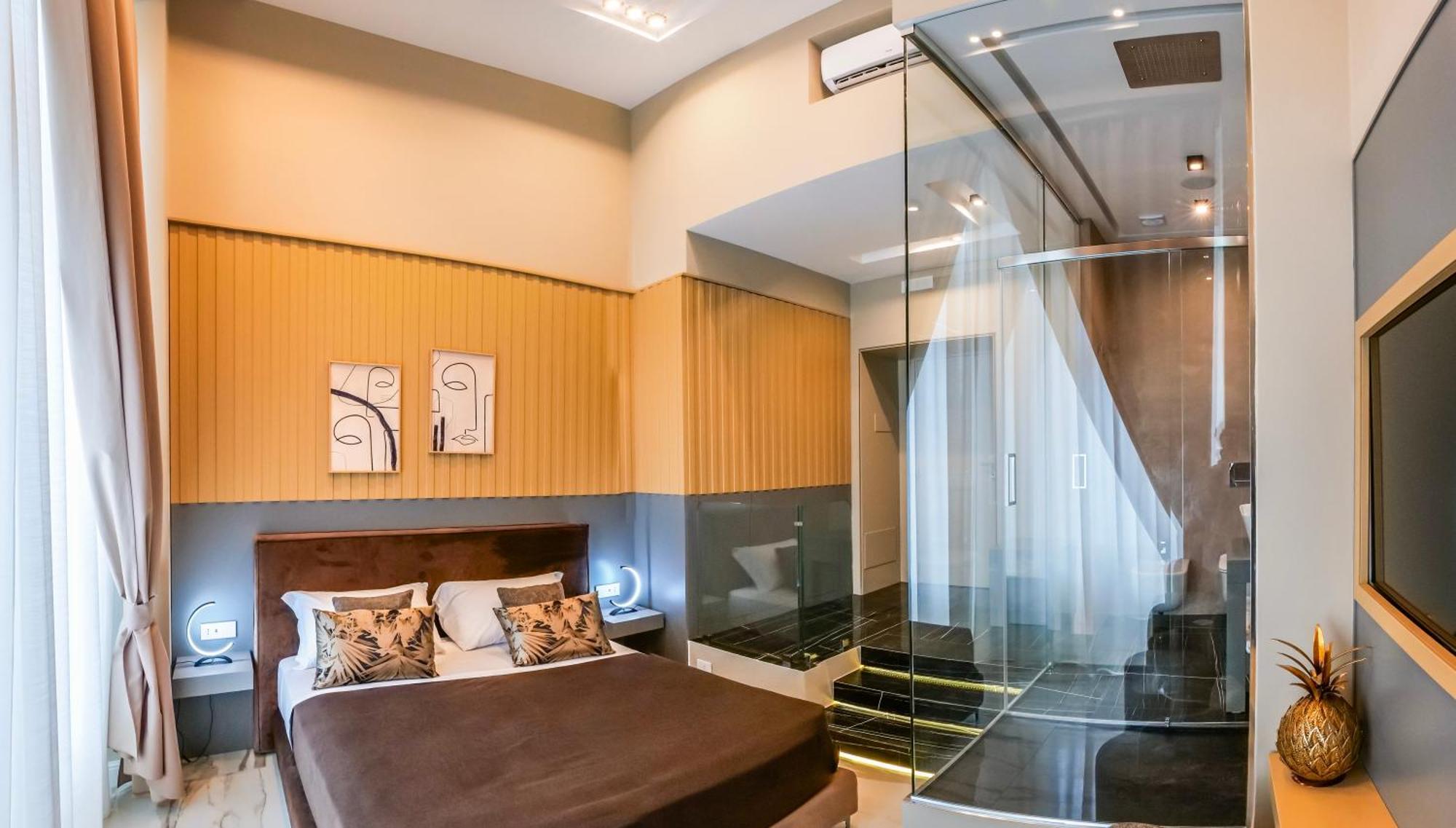 Maison San Carlo Luxury Suites Naples Exterior photo