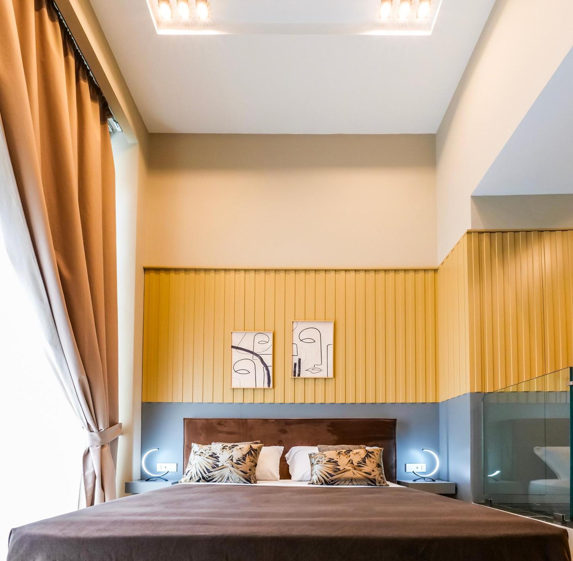 Maison San Carlo Luxury Suites Naples Exterior photo